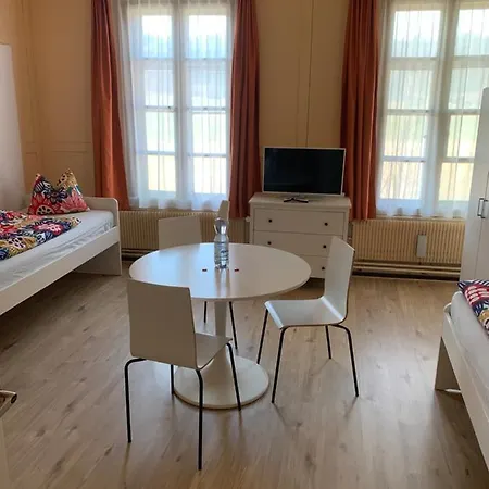 Guest house Schonbrunnen 2*