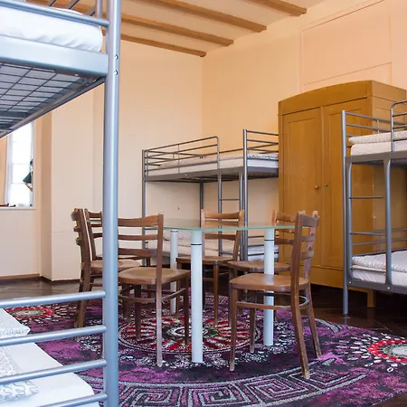 Schoenbrunnen 2* Münchenbuchsee