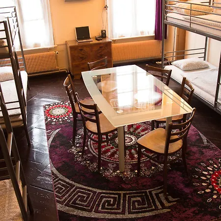 Schoenbrunnen 2* Münchenbuchsee