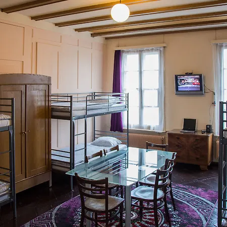 Schoenbrunnen 2* Münchenbuchsee