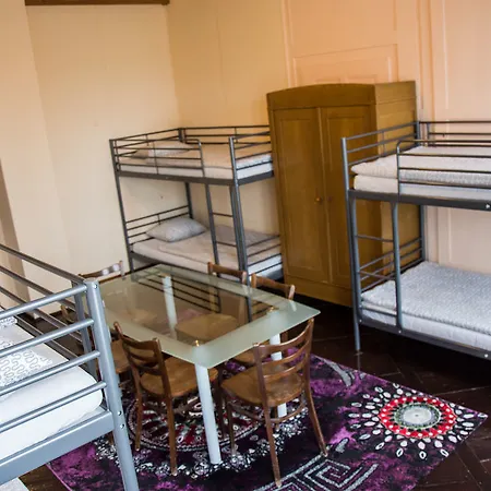 Pensjonat Schoenbrunnen 2*