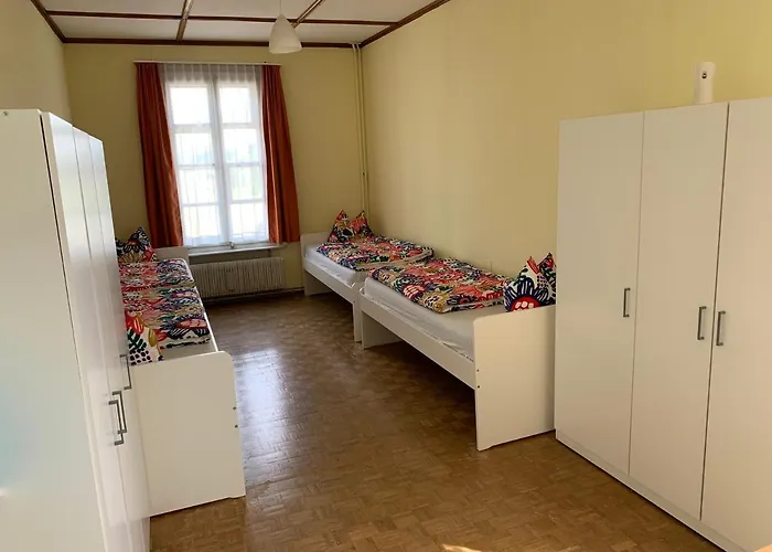 Guest house Schonbrunnen 2*