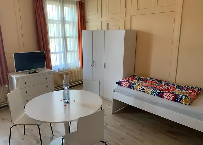 Schonbrunnen Guest house 2*