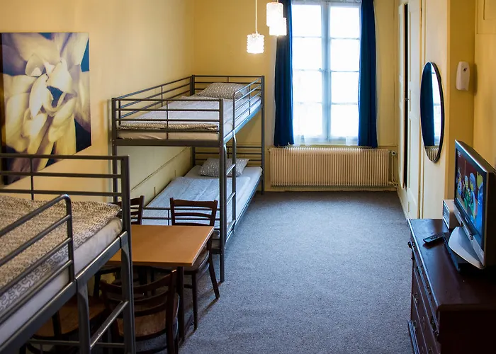 Guest house Schonbrunnen 2*